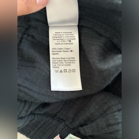 J.Crew: Drapey crinkle-cotton beach pant in black - Picture 5 of 5